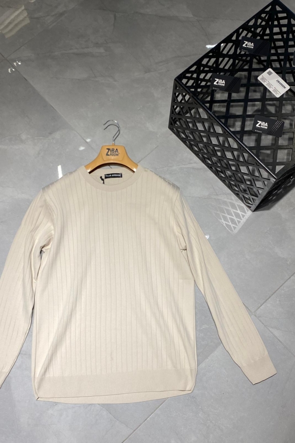 İnce Çizgili Yuvarlak Yaka Triko Kazak